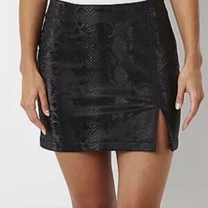 Juicy Couture Black Faux Snakeskin Mini Skirt XL NWT